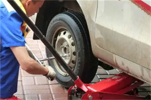 泽库附近拖车24小时服务热线电话